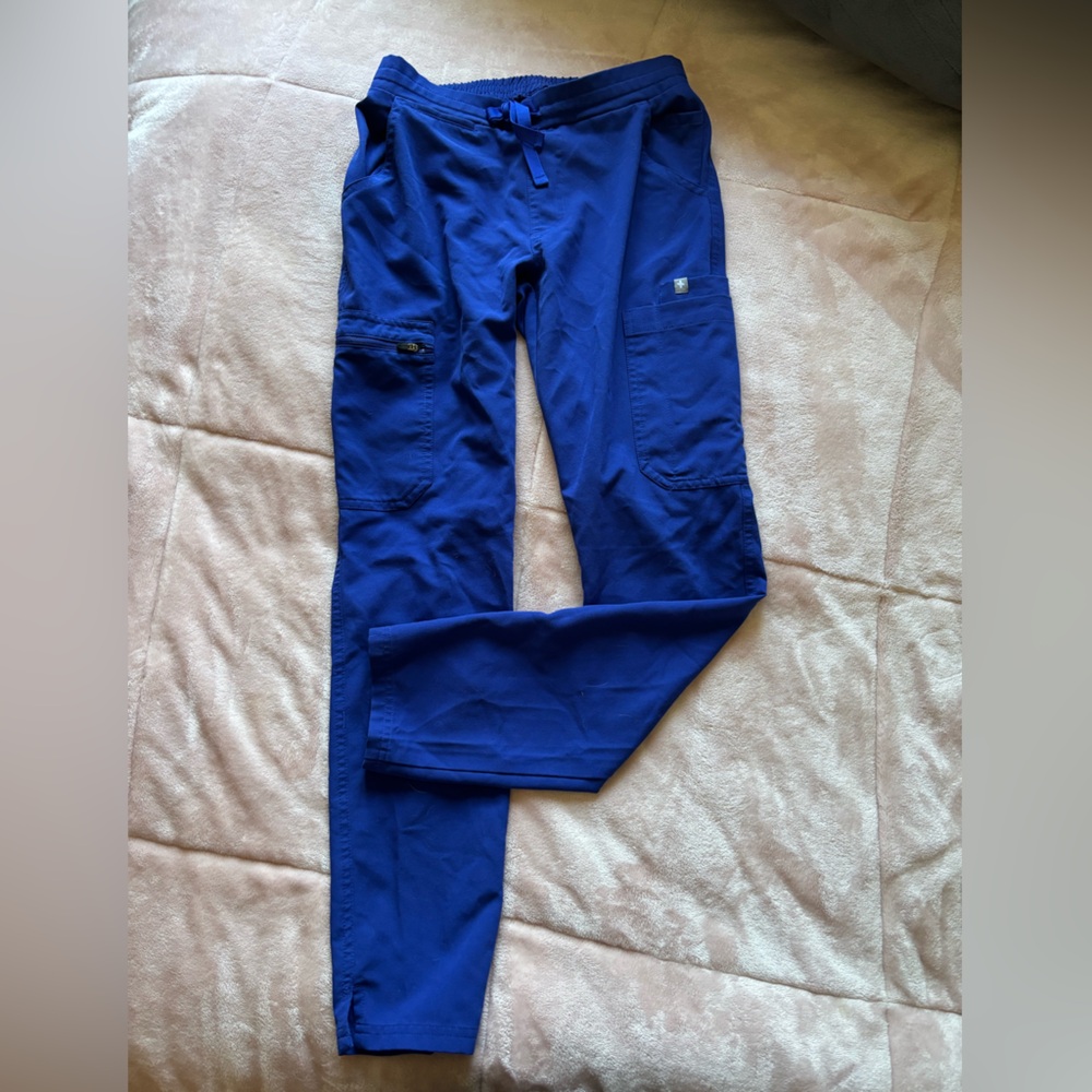 Figs skinny yola scrub pants